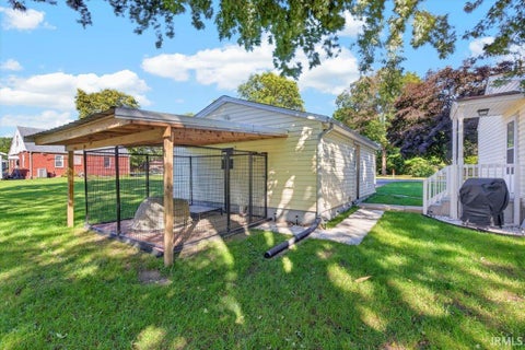 Tiny photo for 606 S Park Place, Fowler, IN 47944 (MLS # 202642109)