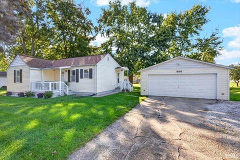 Tiny photo for 606 S Park Place, Fowler, IN 47944 (MLS # 202642109)