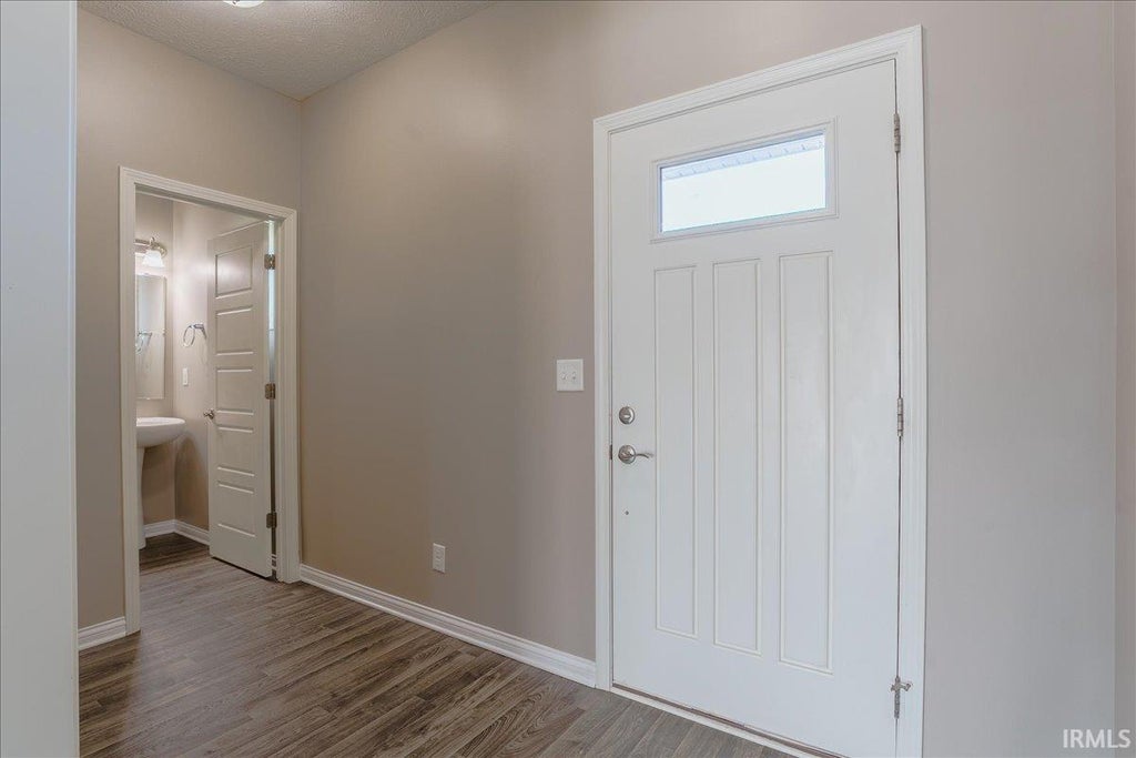 Photo of 3066 Cornerstone Court, Newburgh, IN 47630 (MLS # 202631551)