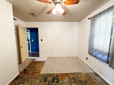 Tiny photo for 3158 Longlois Drive, Lafayette, IN 47904 (MLS # 202531682)