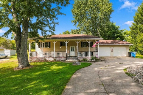 Photo of 1630 S 500 E County Road, Columbia City, IN 46725 (MLS # 202638880)