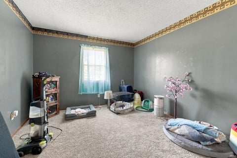 Tiny photo for 1630 S 500 E County Road, Columbia City, IN 46725 (MLS # 202638880)