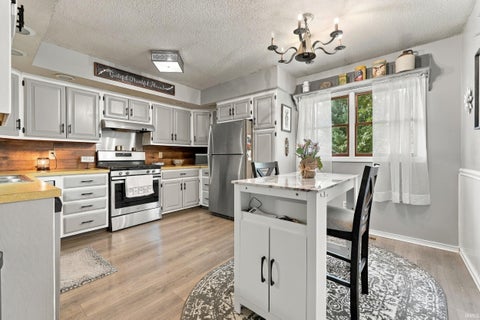 Tiny photo for 1630 S 500 E County Road, Columbia City, IN 46725 (MLS # 202638880)