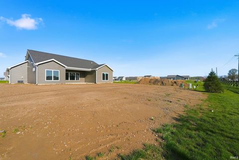 Tiny photo for 13234 Vista Verde Boulevard, Fort Wayne, IN 46818 (MLS # 202543579)