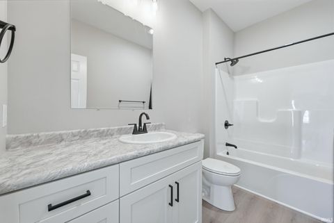 Tiny photo for 13234 Vista Verde Boulevard, Fort Wayne, IN 46818 (MLS # 202543579)