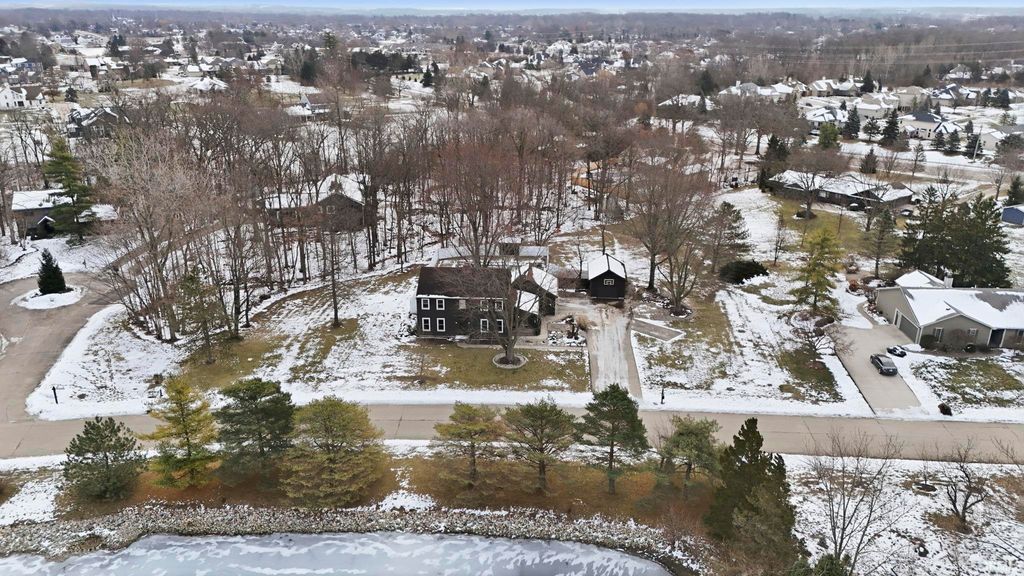 Photo of 5617 Sherington Road, Fort Wayne, IN 46814 (MLS # 202549290)