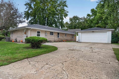 Tiny photo for 2225 W SYCAMORE Street, Kokomo, IN 46901 (MLS # 202639890)