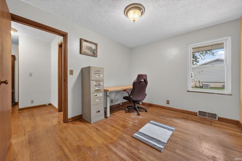 Tiny photo for 2225 W SYCAMORE Street, Kokomo, IN 46901 (MLS # 202639890)