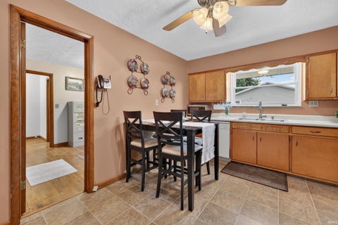 Tiny photo for 2225 W SYCAMORE Street, Kokomo, IN 46901 (MLS # 202639890)