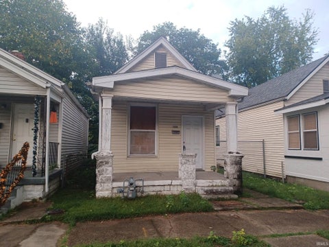 Photo of 1306 E Illinois Street, Evansville, IN 47711 (MLS # 202643663)