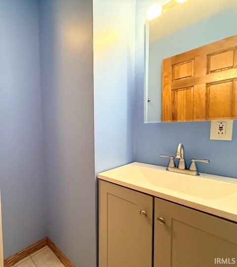 Tiny photo for 211 W Miami Avenue, Logansport, IN 46947 (MLS # 202617578)