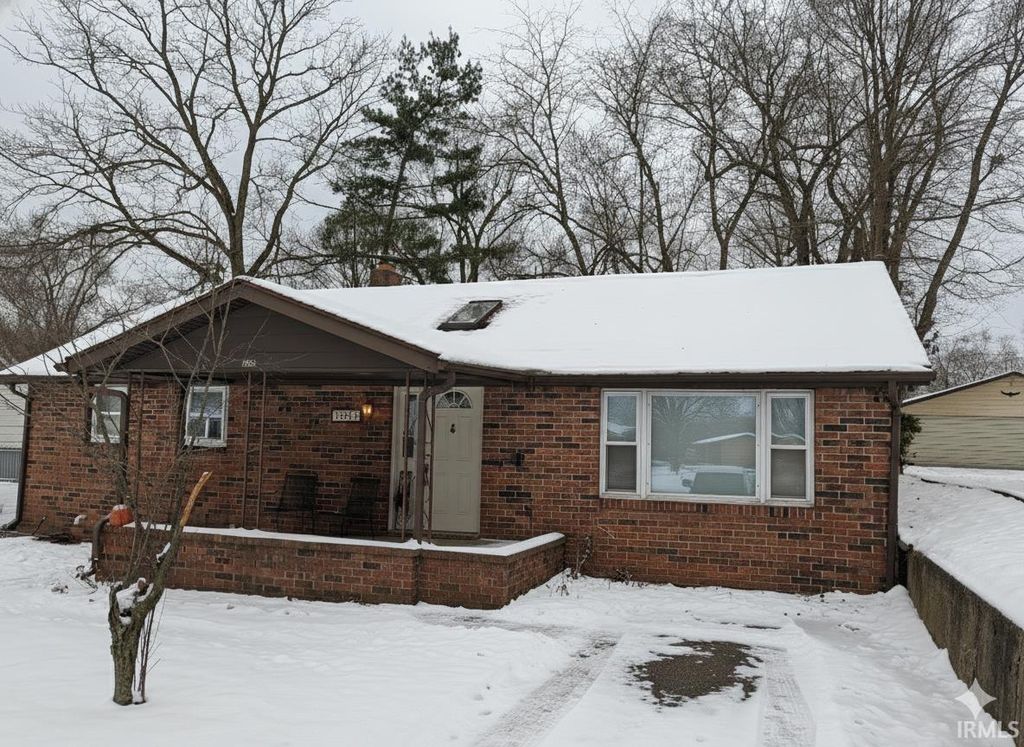 Photo of 54213 Terrace Lane, South Bend, IN 46635 (MLS # 202602765)