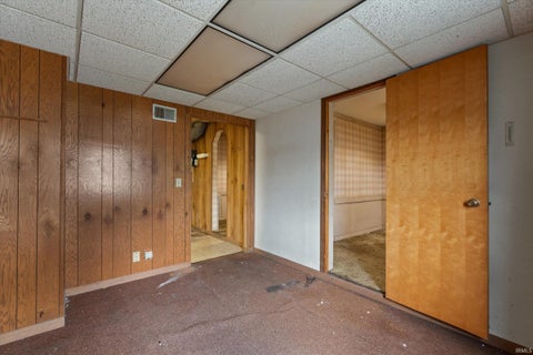 Tiny photo for 113 W Fairview Avenue, South Bend, IN 46614 (MLS # 202632556)