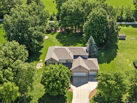 Photo of 1815 Foxmoor Lane, Lafayette, IN 47905 (MLS # 202622579)