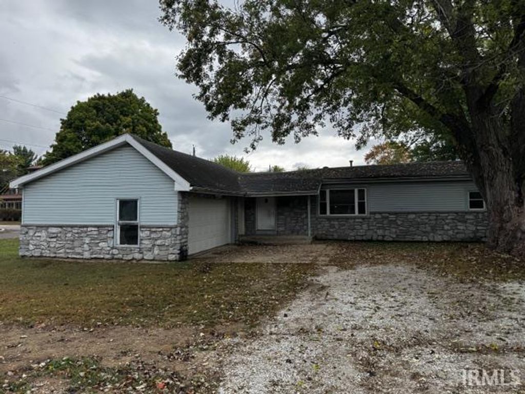 Photo of 514 W 7th Street, Jonesboro, IN 46938 (MLS # 202541308)