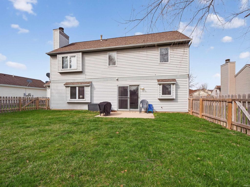 Photo of 10514 Cherry Creek Road, Fort Wayne, IN 46818 (MLS # 202611548)