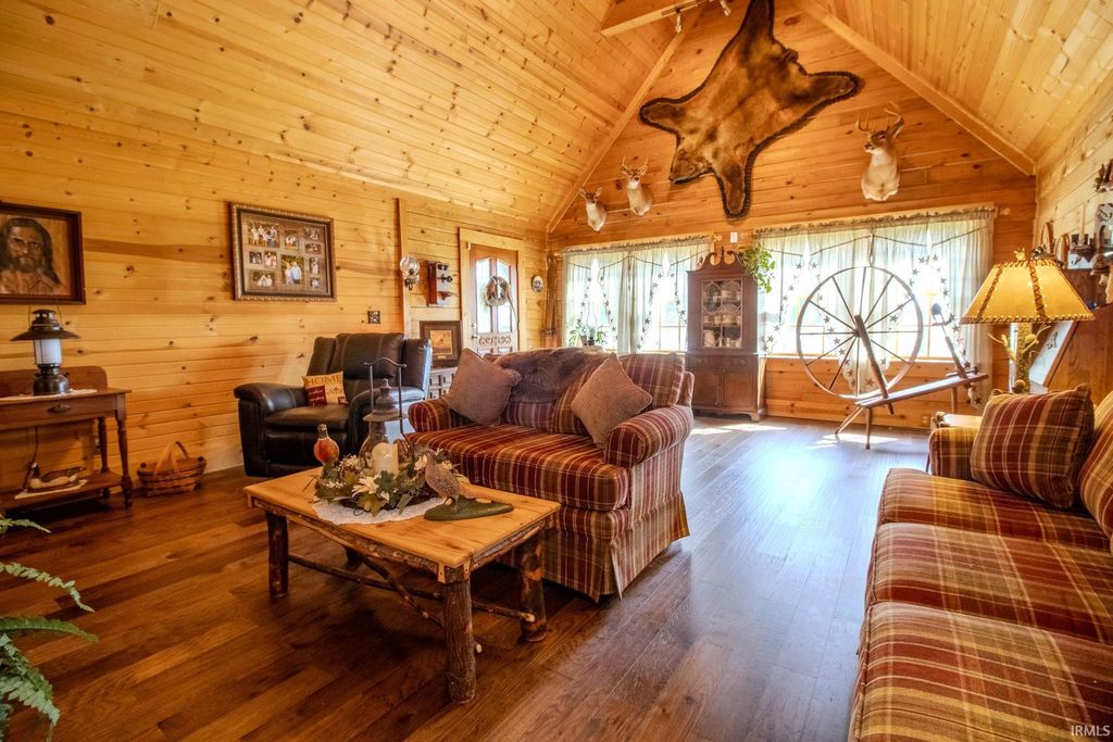 Photo of 3405 N 700 E, Grovertown, IN 46531 (MLS # 202614098)