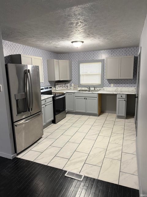 Tiny photo for 1142 E Jefferson Street, Kokomo, IN 46901 (MLS # 202543967)