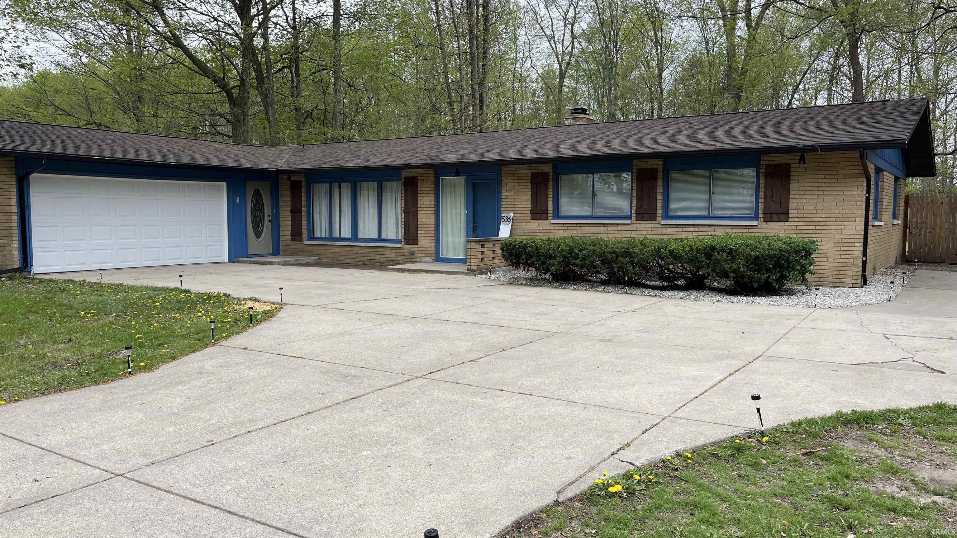 South Bend, Indiana 46614, United States, 3 Bedrooms Bedrooms, ,2 BathroomsBathrooms,Residential,Pending,122170