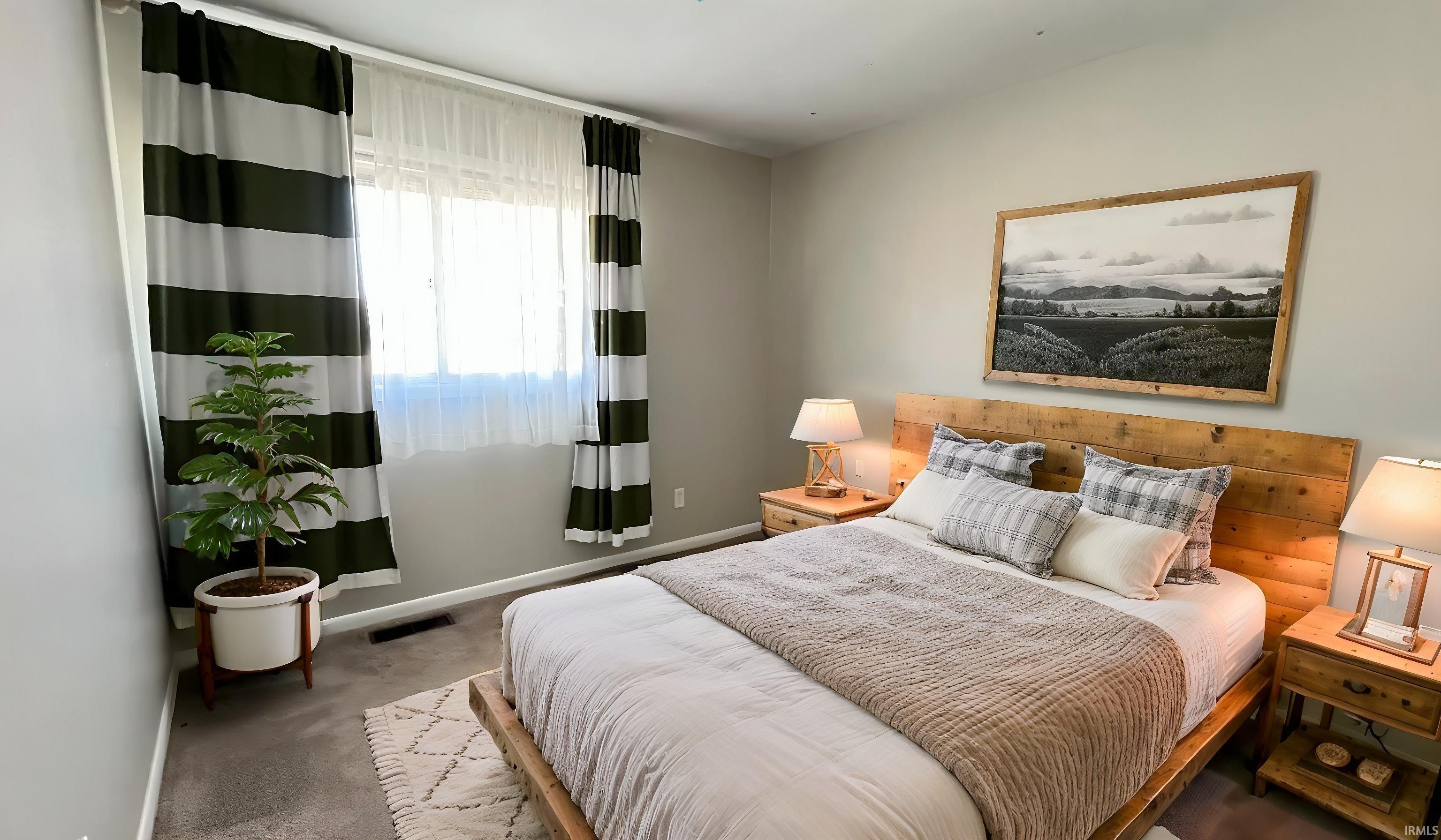 South Bend, Indiana 46614, United States, 3 Bedrooms Bedrooms, ,2 BathroomsBathrooms,Residential,Pending,122170