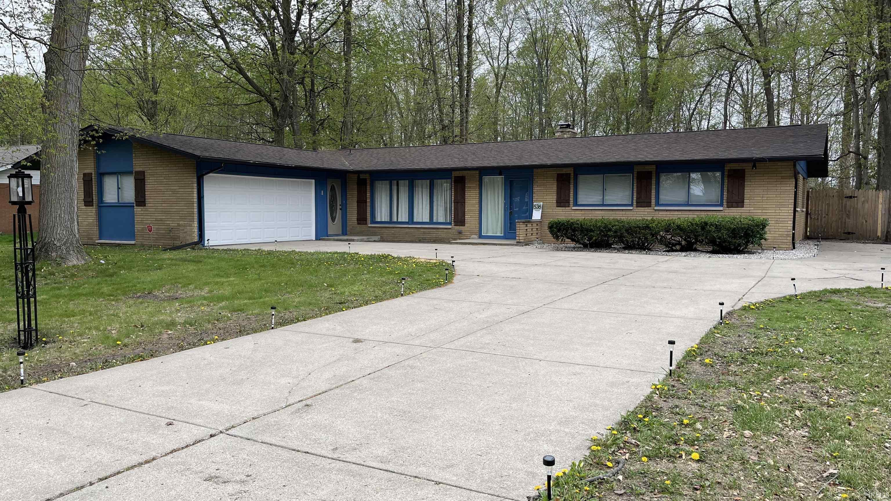 South Bend, Indiana 46614, United States, 3 Bedrooms Bedrooms, ,2 BathroomsBathrooms,Residential,Pending,122170