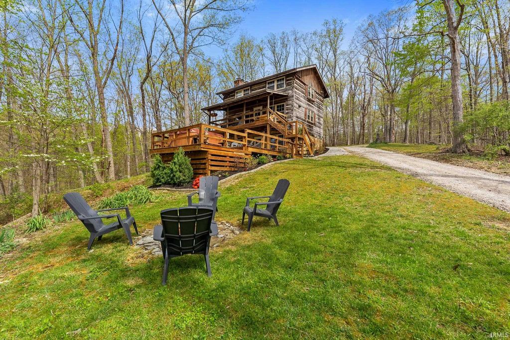 Photo of 2150 Echo Lake Lane, Morgantown, IN 46160 (MLS # 202613834)