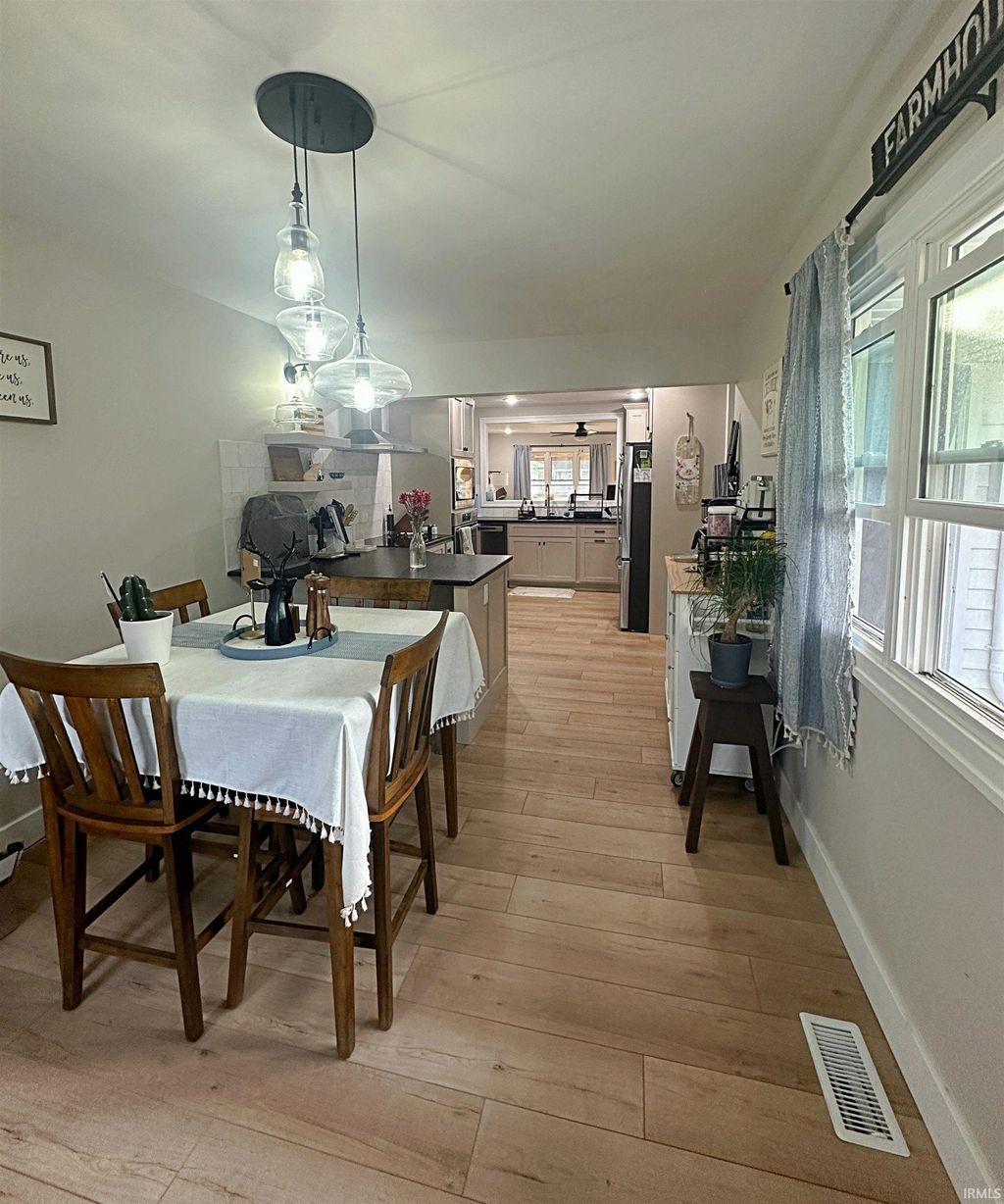 Photo of 18 Lynwood Drive, Washington, IN 47501 (MLS # 202600600)