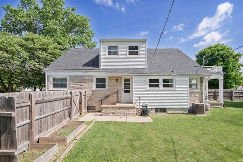 Tiny photo for 1617 W Sycamore Street, Kokomo, IN 46901 (MLS # 202623406)