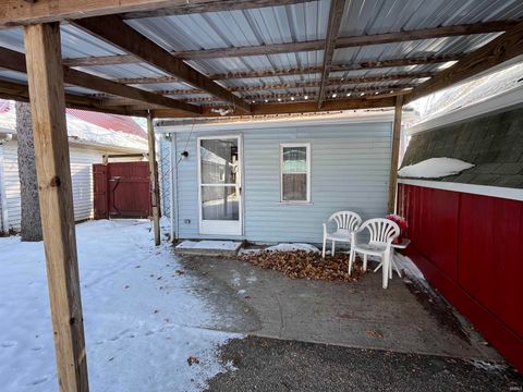 Tiny photo for 360 W 6th Street, Peru, IN 46970 (MLS # 202548312)