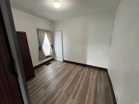 Tiny photo for 360 W 6th Street, Peru, IN 46970 (MLS # 202548312)