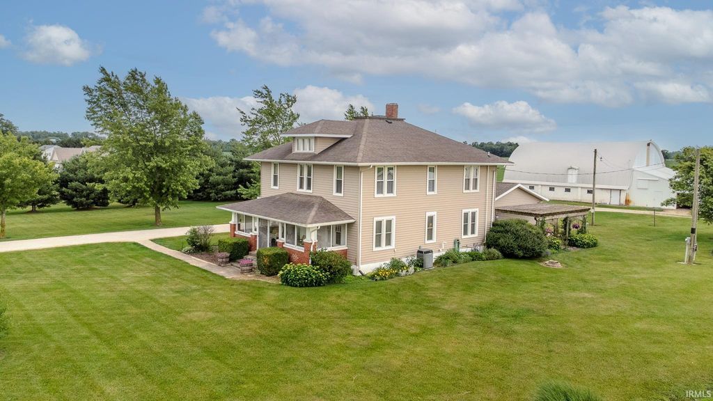 Photo of 4890 W 200 S. Road, Lagrange, IN 46761 (MLS # 202623366)