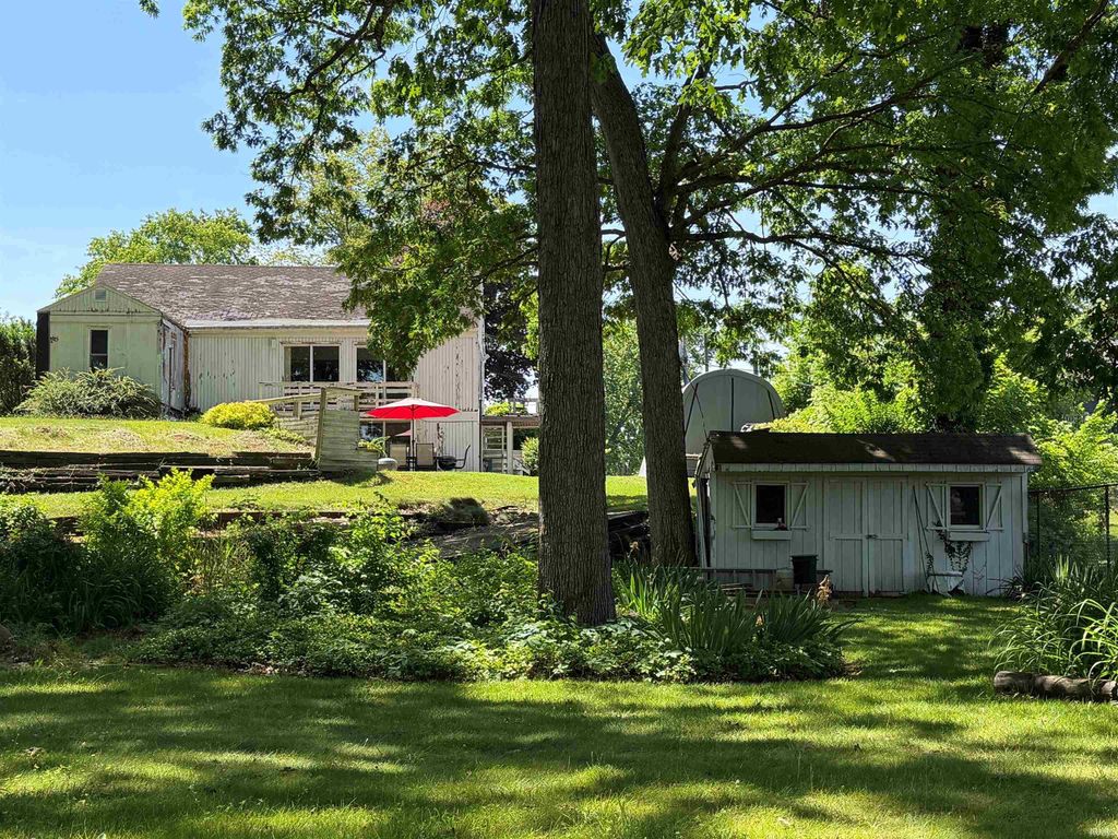 Photo of 22907 State Road 120 Highway, Elkhart, IN 46516 (MLS # 202620767)