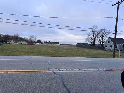 Tiny photo for 591 N US 35 Highway, Winamac, IN 46996 (MLS # 202423747)