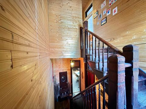 Tiny photo for 200 E Columbia Street, Evansville, IN 47711 (MLS # 202612550)