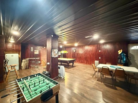 Tiny photo for 200 E Columbia Street, Evansville, IN 47711 (MLS # 202612550)