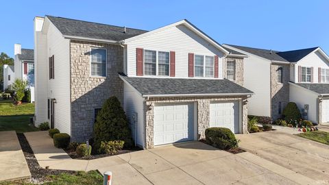 Photo of 3506 S Oaklawn Circle, Bloomington, IN 47403 (MLS # 202541034)
