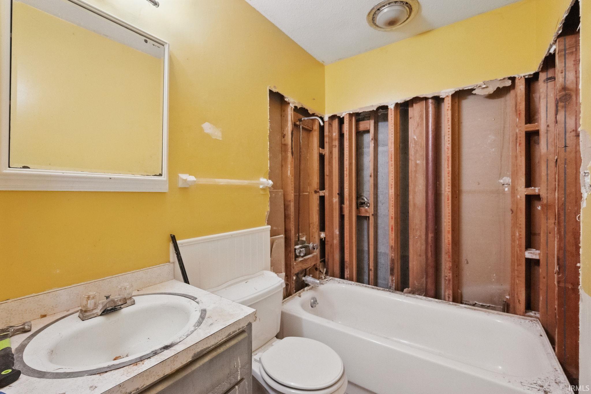 West Lafayette, Indiana 47906, United States, 4 Bedrooms Bedrooms, ,2 BathroomsBathrooms,Residential,Active,95039