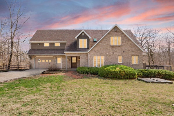 925 W OAKWOOD LN, PAOLI, IN 47454 - Image e9ffa400b8afce408b8790e52b4aea93/1137998530