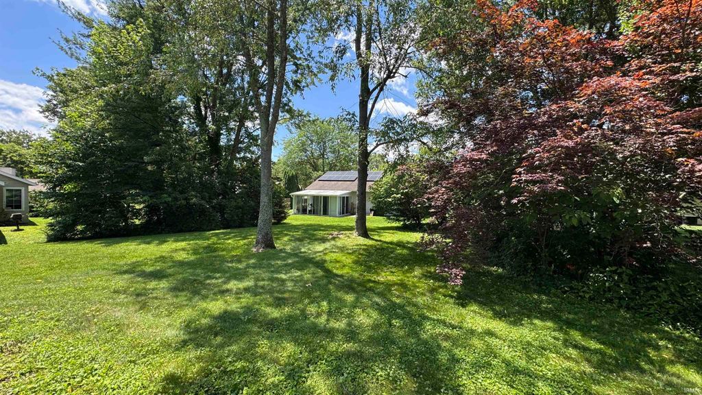 Photo of 1006 S Carleton Court, Bloomington, IN 47401 (MLS # 202601096)