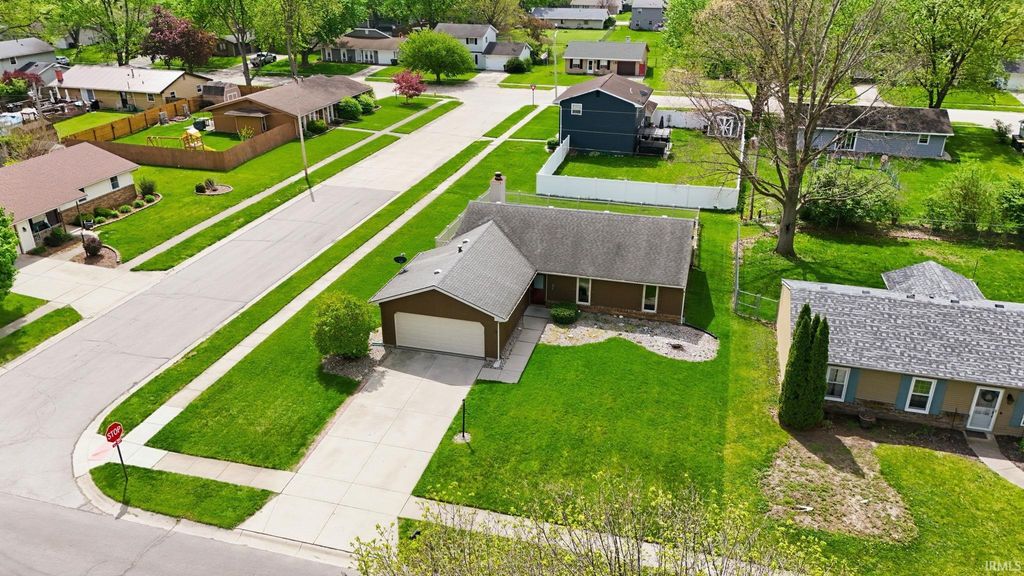 Photo of 7534 Tipperary Trail, Fort Wayne, IN 46815 (MLS # 202615253)