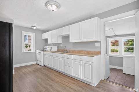 Tiny photo for 725 S 9th Street, Lafayette, IN 47905 (MLS # 202628380)