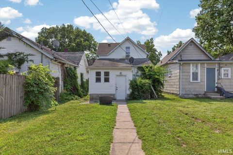 Tiny photo for 725 S 9th Street, Lafayette, IN 47905 (MLS # 202628380)
