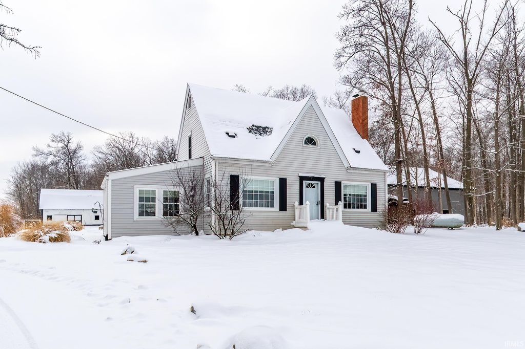 Photo of 5134 County Road 64 Road, Spencerville, IN 46788 (MLS # 202547960)