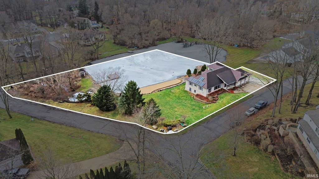 Photo of 20578 Hynes Drive, South Bend, IN 46614 (MLS # 202605734)