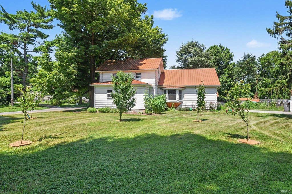 Photo of 109 Trout Creek Road, Bristol, IN 46507 (MLS # 202631317)
