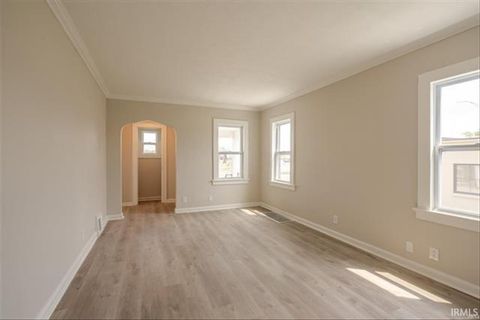 Tiny photo for 513 Richardt Avenue, Evansville, IN 47711 (MLS # 202616158)