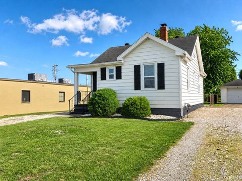 Tiny photo for 513 Richardt Avenue, Evansville, IN 47711 (MLS # 202616158)