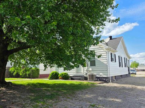 Tiny photo for 513 Richardt Avenue, Evansville, IN 47711 (MLS # 202616158)