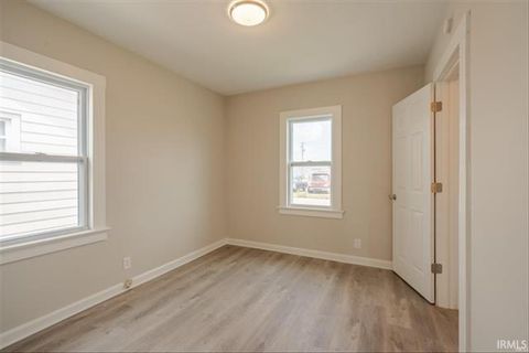 Tiny photo for 513 Richardt Avenue, Evansville, IN 47711 (MLS # 202616158)
