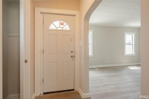 Tiny photo for 513 Richardt Avenue, Evansville, IN 47711 (MLS # 202616158)
